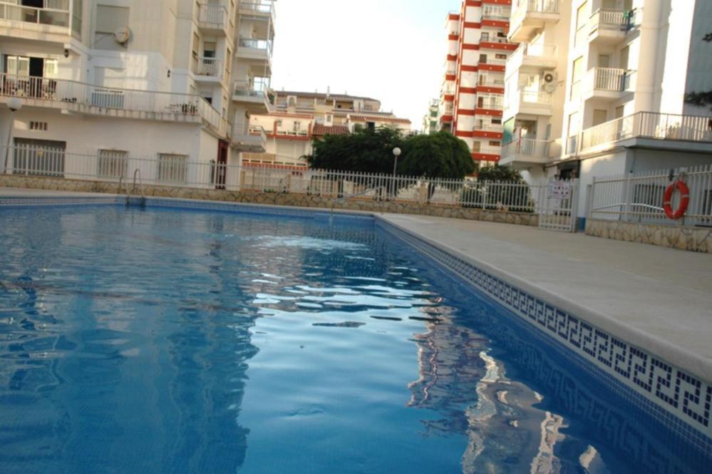 Apartamentos Terrasol 1ª Linea Playa Los Angeles 托雷德尔马尔 外观 照片